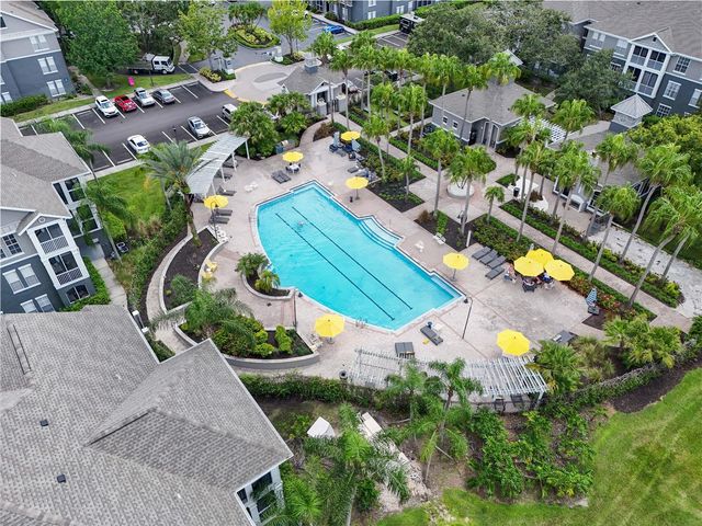 9301 CRESCENT LOOP CIRCLE 206, Tampa, FL 33619