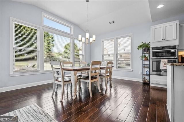 329 Carmichael Circle, Canton, GA 30115