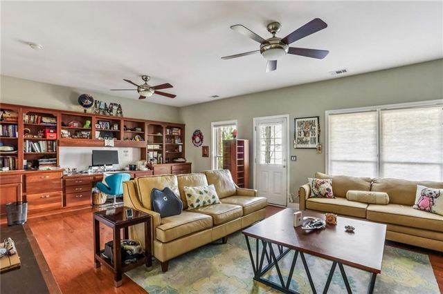 1454 Wembley NE Court, Atlanta, GA 30329