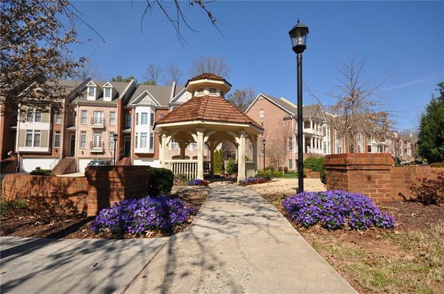 1454 Wembley NE Court, Atlanta, GA 30329