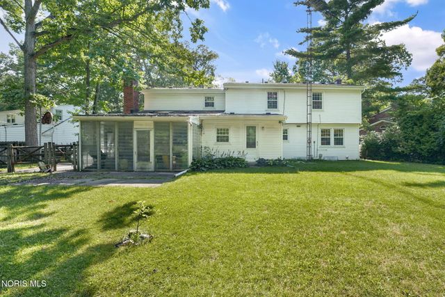 4432 Burningtree Drive, Toledo, OH 43623
