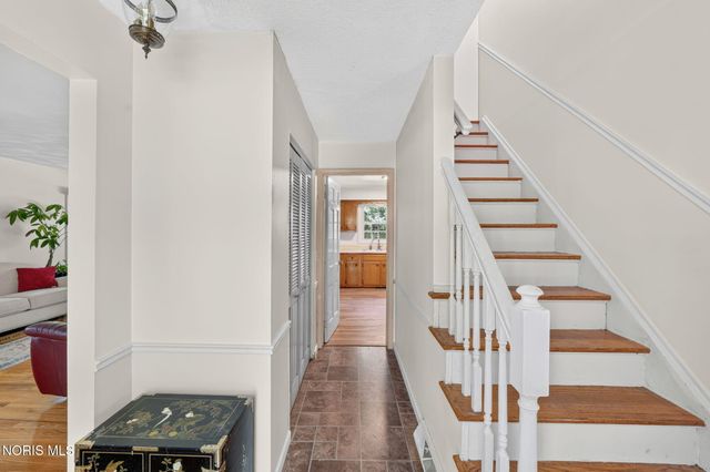 4432 Burningtree Drive, Toledo, OH 43623
