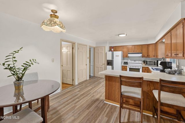 4432 Burningtree Drive, Toledo, OH 43623