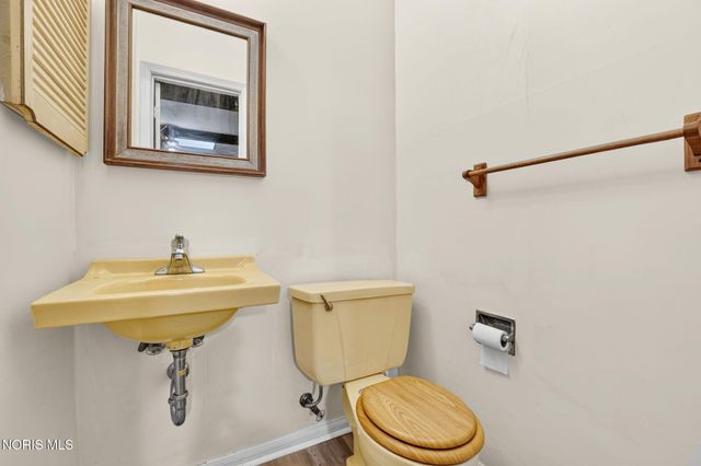 4432 Burningtree Drive, Toledo, OH 43623