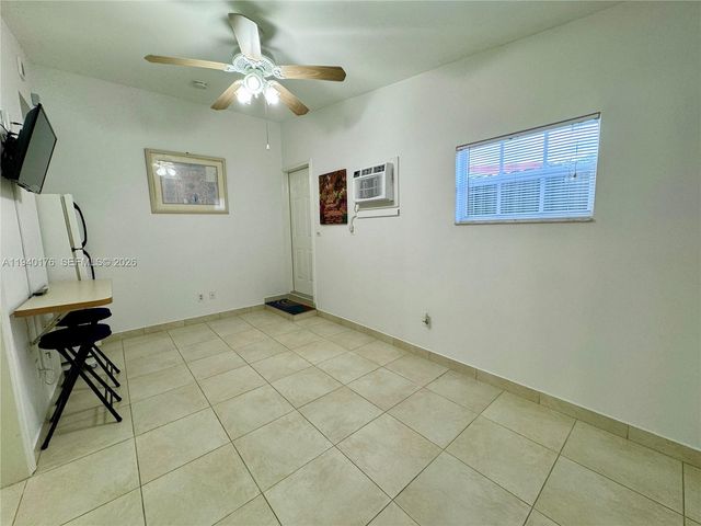 1056 W 67th St 2, Hialeah, FL 33012