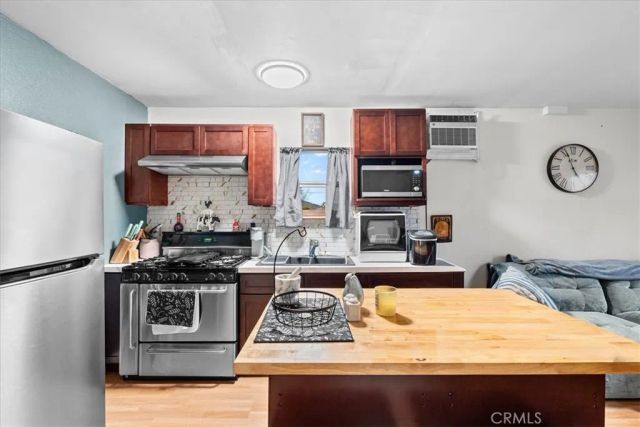 11661 Valverda, Riverside, CA 92505