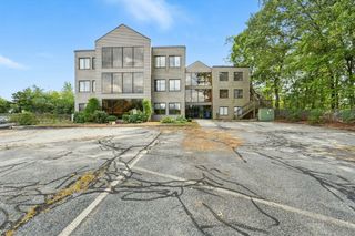 185 West Ave., Ludlow, MA 01056