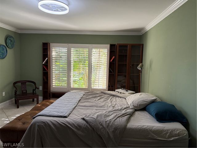 1810 BALD EAGLE DR A, Naples, FL 34105