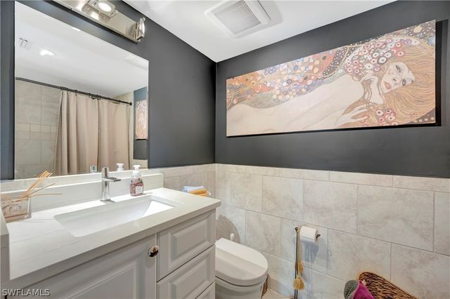 1810 BALD EAGLE DR A, Naples, FL 34105