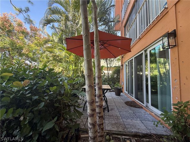 1810 BALD EAGLE DR A, Naples, FL 34105