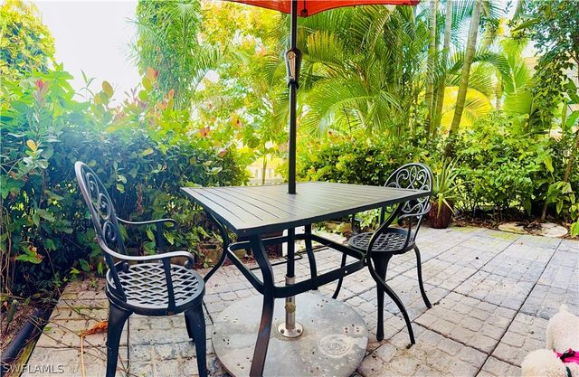 1810 BALD EAGLE DR A, Naples, FL 34105