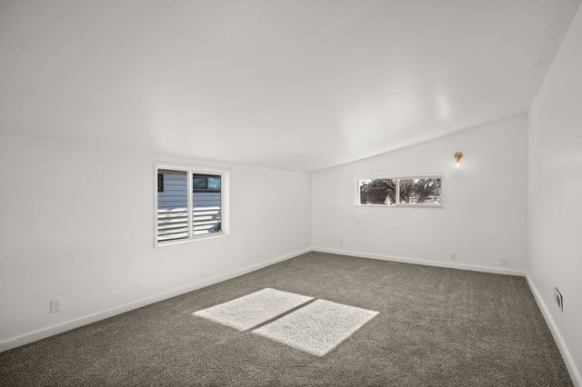 1624 E Bridgeport Ave, Spokane, WA 99207