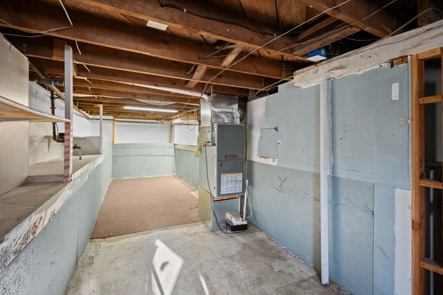 1624 E Bridgeport Ave, Spokane, WA 99207