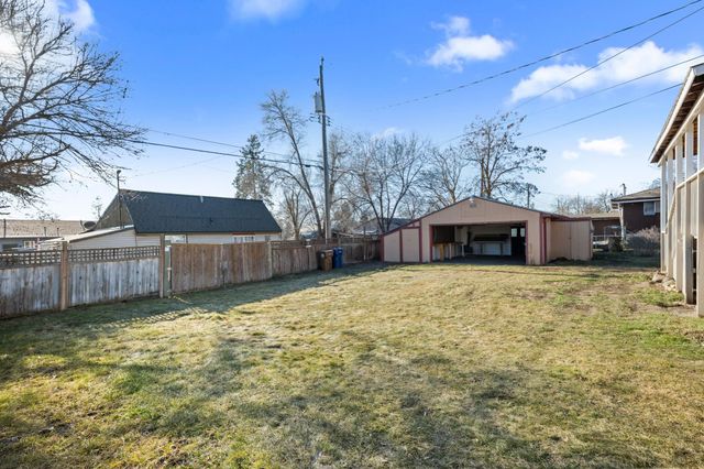 1624 E Bridgeport Ave, Spokane, WA 99207