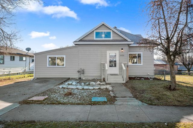 1624 E Bridgeport Ave, Spokane, WA 99207