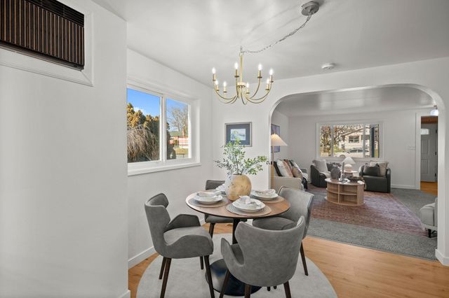 1624 E Bridgeport Ave, Spokane, WA 99207