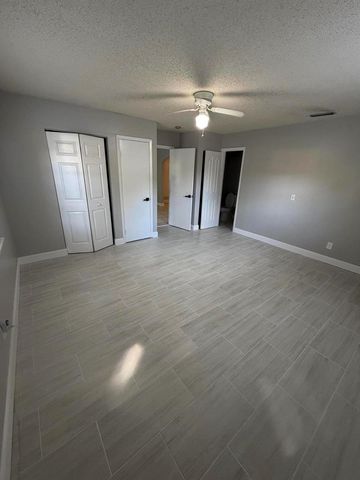 1605 N 42ND Street, Fort Pierce, FL 34947