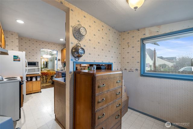 502 S 55th Street, Tacoma, WA 98408