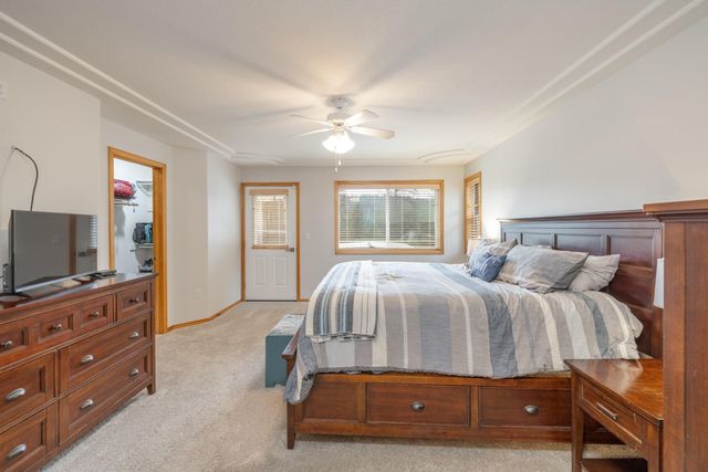 32410 N Ridge Rd, Chattaroy, WA 99003