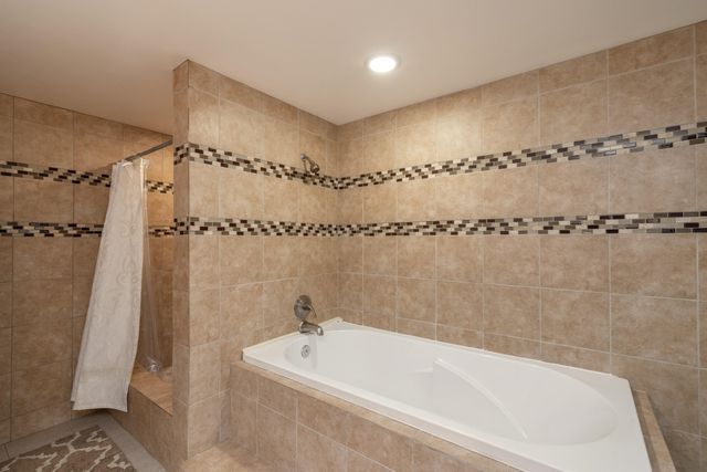 32410 N Ridge Rd, Chattaroy, WA 99003