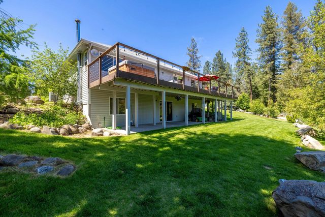 32410 N Ridge Rd, Chattaroy, WA 99003