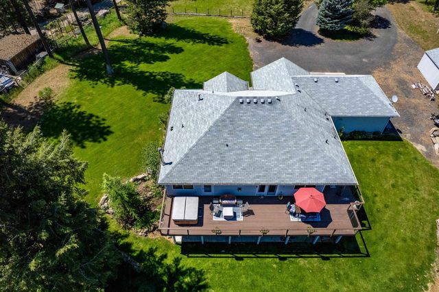 32410 N Ridge Rd, Chattaroy, WA 99003