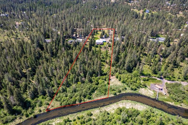 32410 N Ridge Rd, Chattaroy, WA 99003