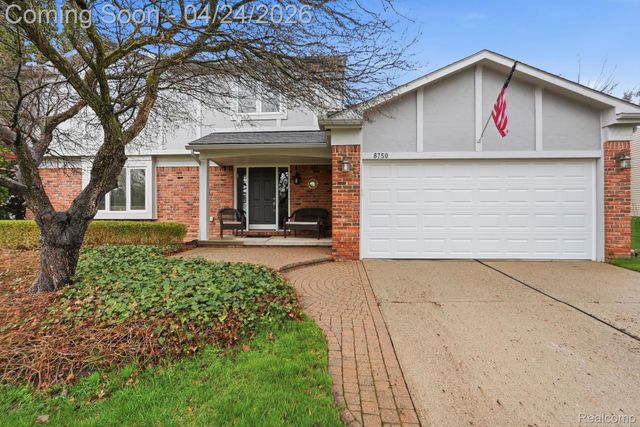 8750 Williamsport Drive, White Lake Charter Township, MI 48386