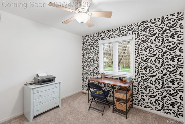 8750 Williamsport Drive, White Lake Charter Township, MI 48386