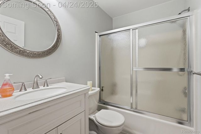 8750 Williamsport Drive, White Lake Charter Township, MI 48386