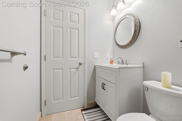 8750 Williamsport Drive, White Lake Charter Township, MI 48386