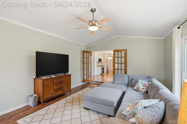 8750 Williamsport Drive, White Lake Charter Township, MI 48386