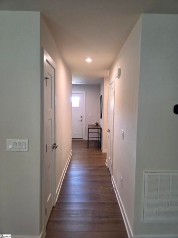 705 John Anderson Drive, Reidville, SC 29388