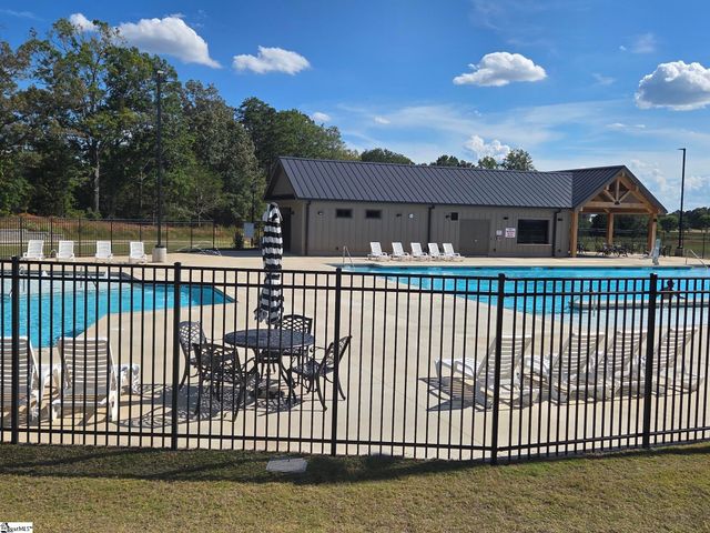 705 John Anderson Drive, Reidville, SC 29388