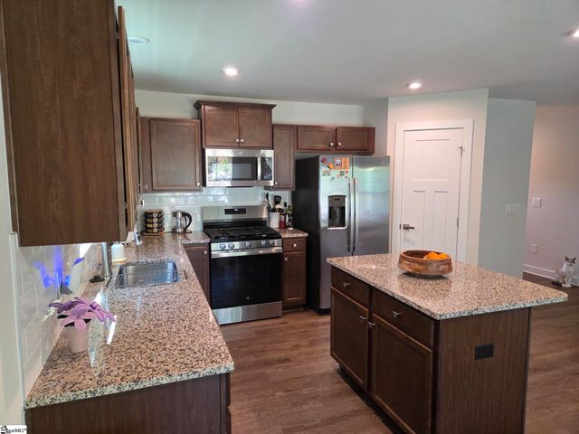 705 John Anderson Drive, Reidville, SC 29388