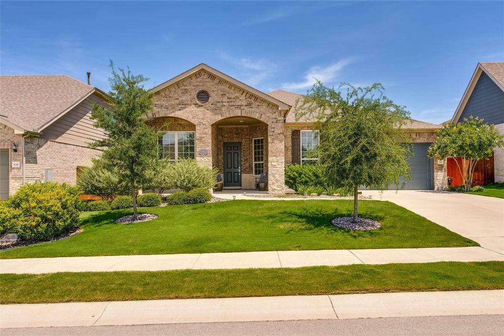 616 Climbing Rock LOOP, Dripping Springs, TX 78620