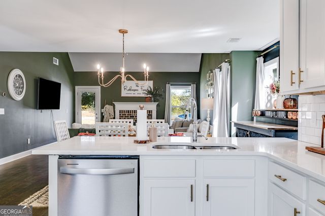 148 Brookstone Drive, Carrollton, GA 30116