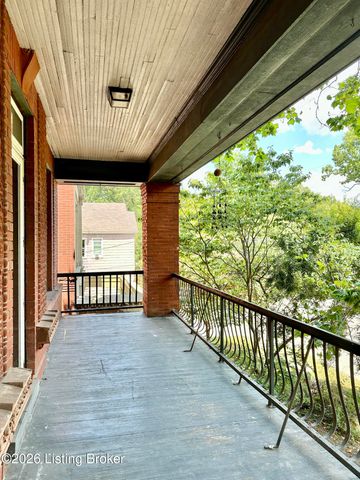 1402 S 6th St 3, Louisville, KY 40208