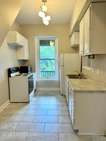 1402 S 6th St 3, Louisville, KY 40208