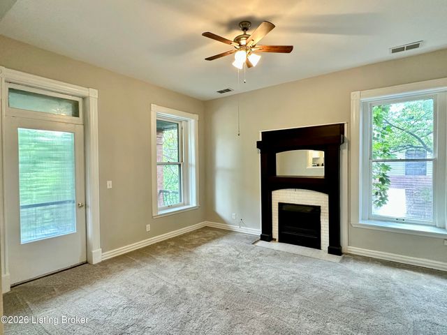 1402 S 6th St 3, Louisville, KY 40208