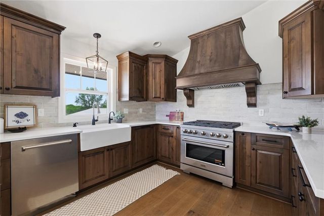 5600 N 115th Street, Kansas City, KS 66109