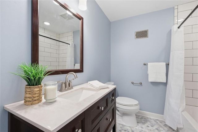 5600 N 115th Street, Kansas City, KS 66109