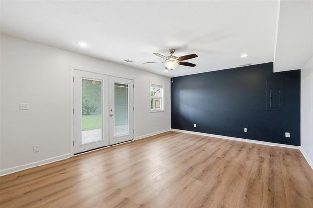 5600 N 115th Street, Kansas City, KS 66109