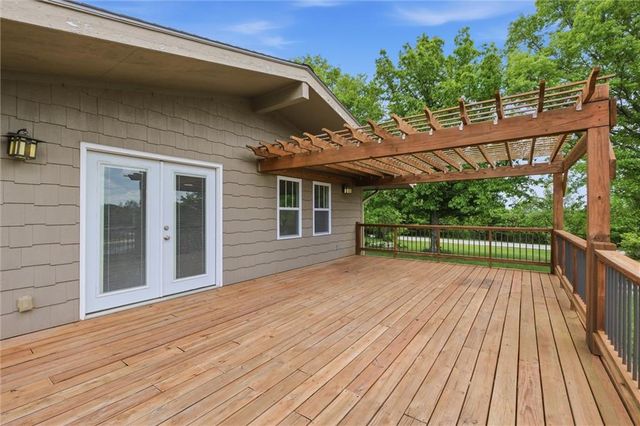 5600 N 115th Street, Kansas City, KS 66109
