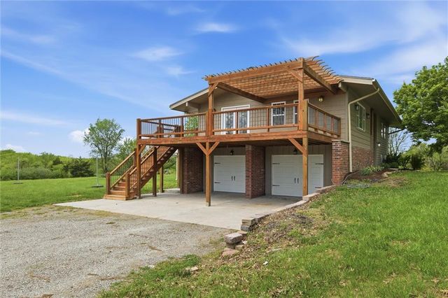 5600 N 115th Street, Kansas City, KS 66109