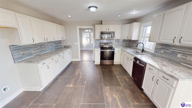 818 Otter Creek Road, Vine Grove, KY 40175