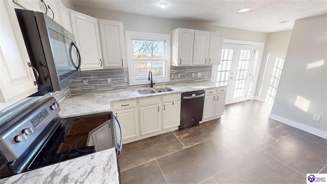 818 Otter Creek Road, Vine Grove, KY 40175