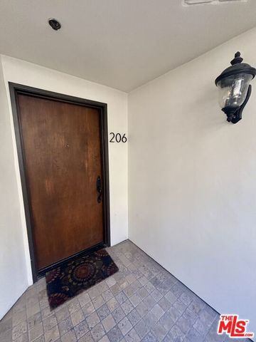 122 N Clark Drive 206, Los Angeles, CA 90048