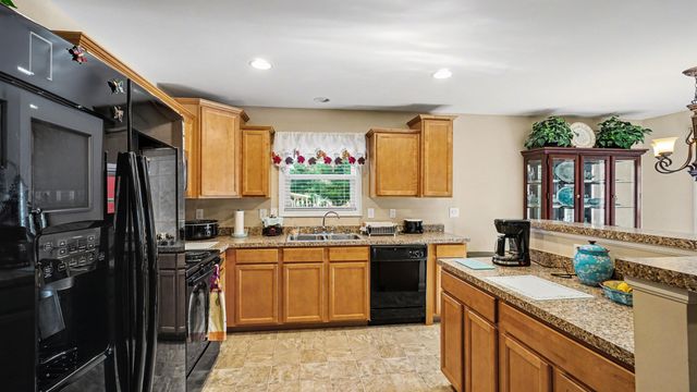 132 Stapleton Way, Georgetown, KY 40324