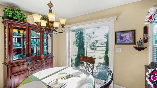 132 Stapleton Way, Georgetown, KY 40324